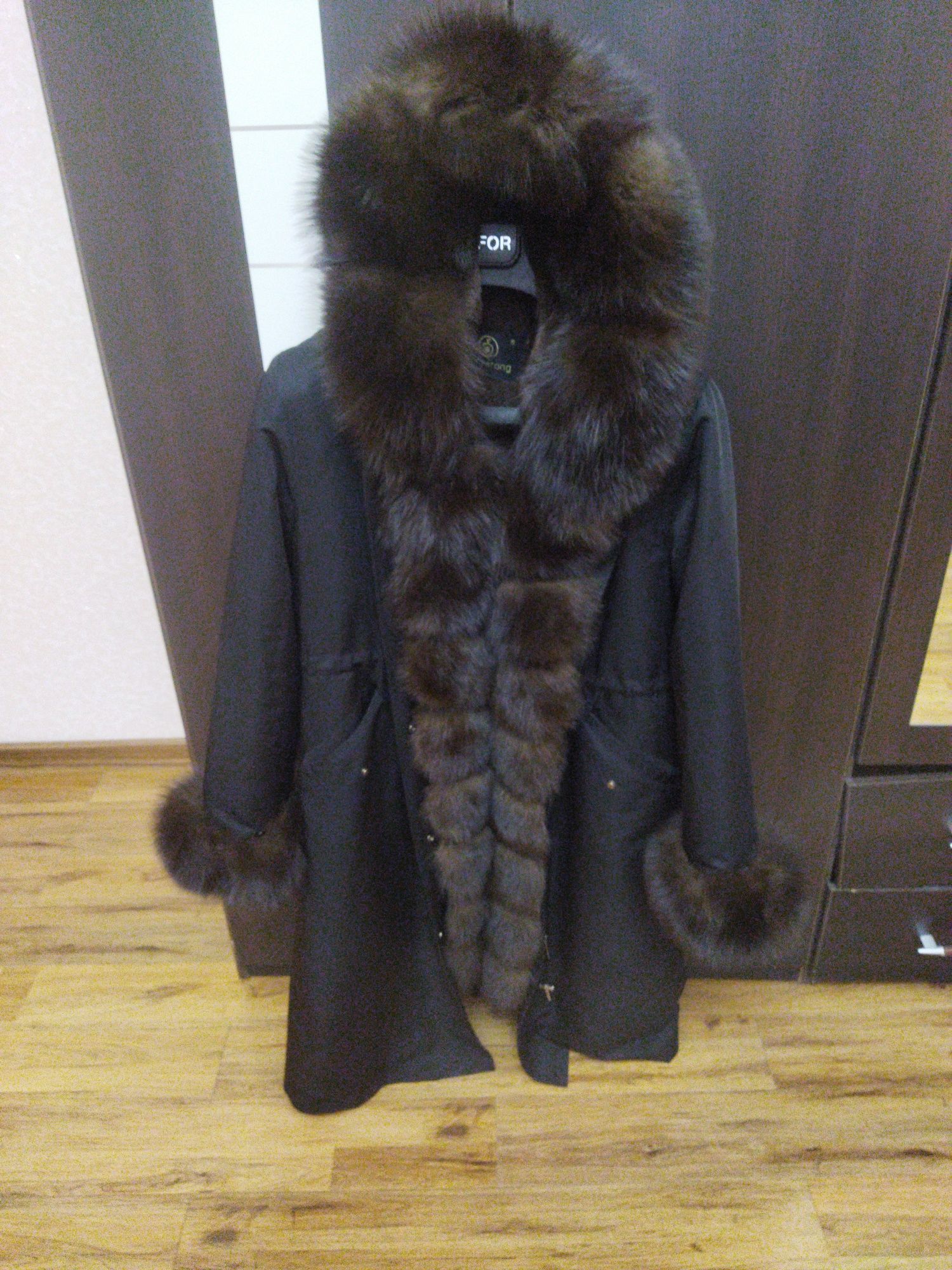Продаю Парку в отличном состоянии