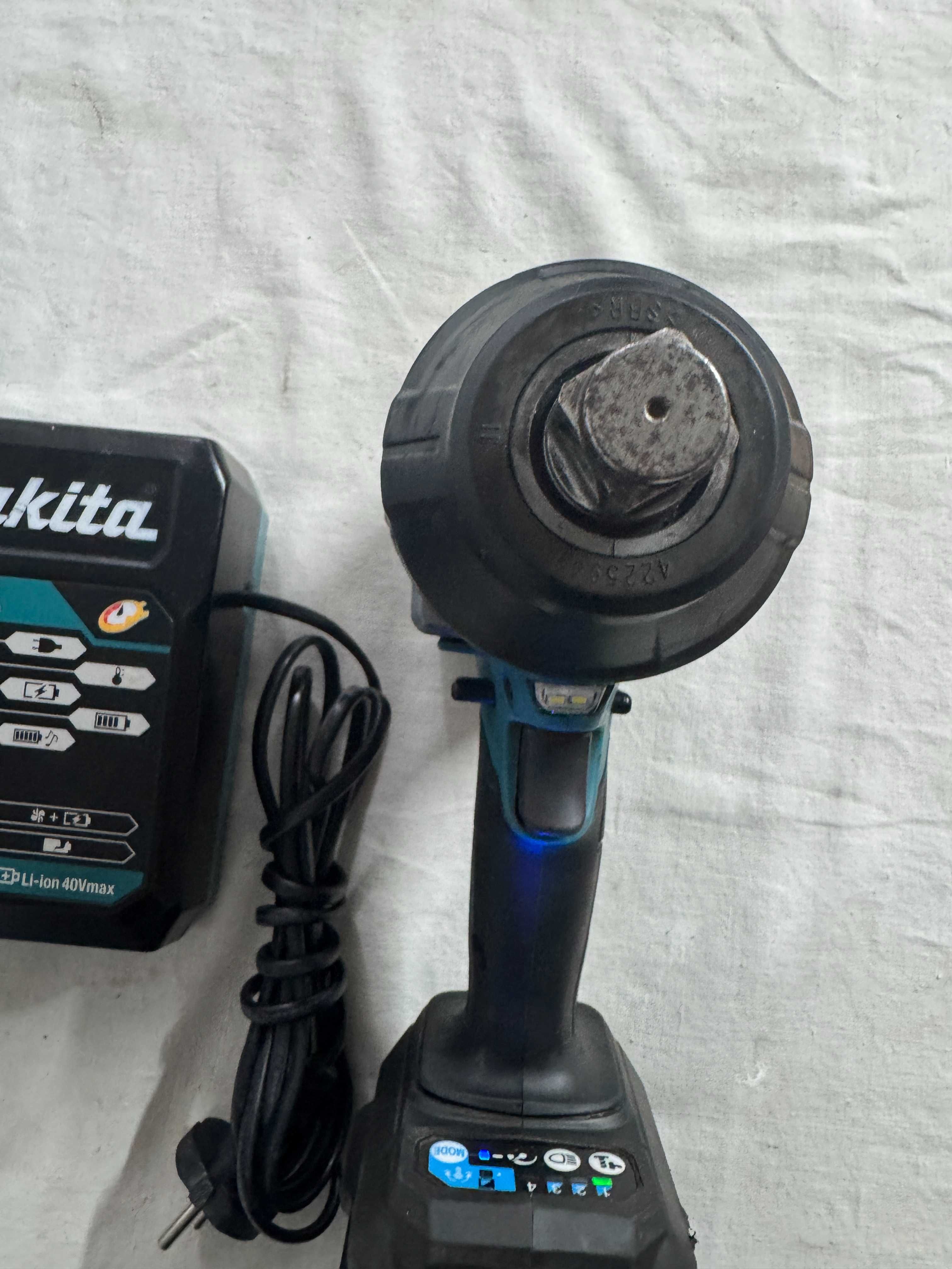 Акумулаторен ударен Гайковерт MAKITA TW001G/40V/1800Nm+батерия/зарядно