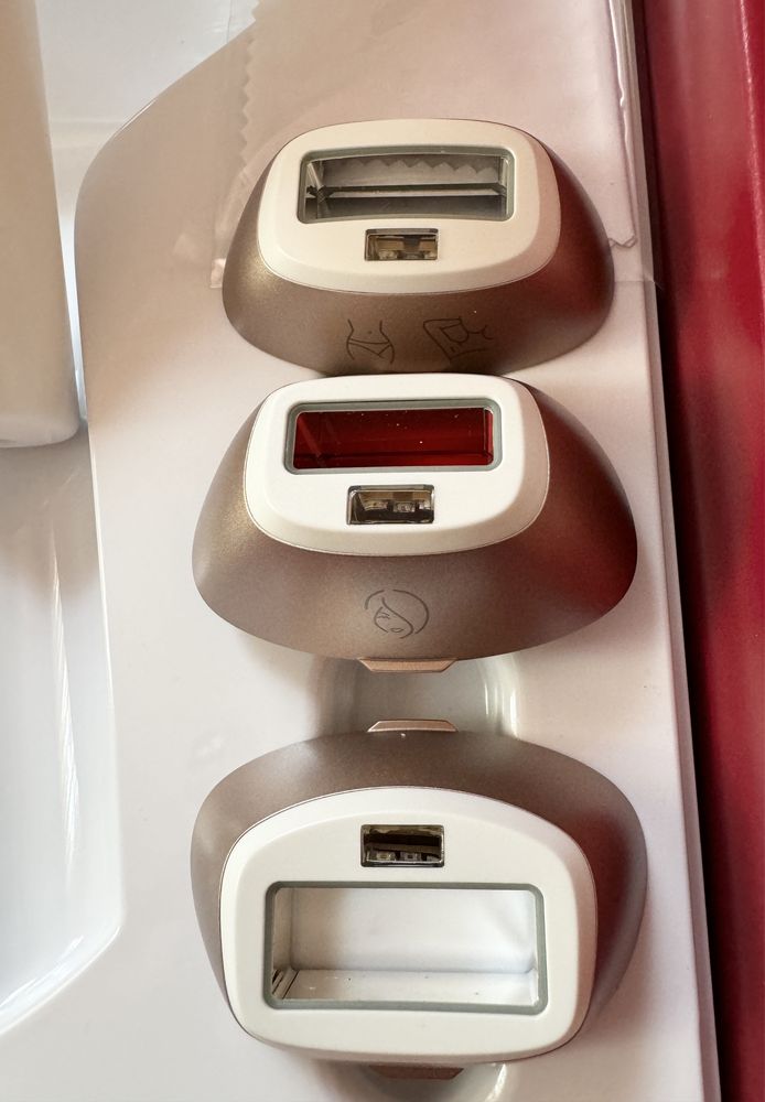 По договаряне-ЧИСТО НОВ Philips Lumea IPL Hair Removal 9900 BRI973/00