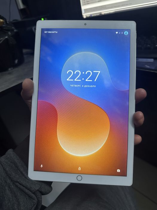 Planshet Pro14 sotiladi