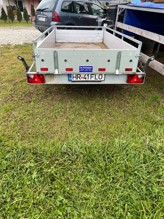 Remorcuta 750 kg