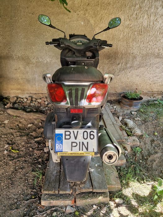 Yamaha Xmax 250