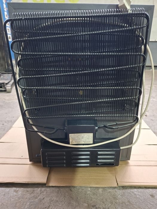 Хладилник мини бар