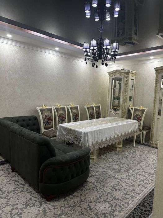 Qoraqamish 2/1 da dom sotiladi 2xona 3xona qilingan