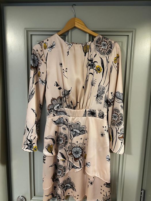 Rochie Motivi Roz eleganta