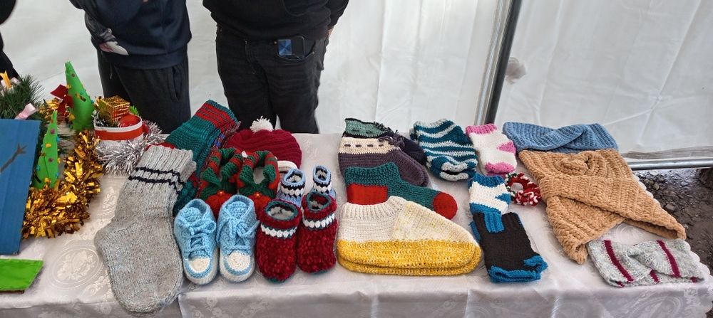 Botoșei tricotați sau crosetati