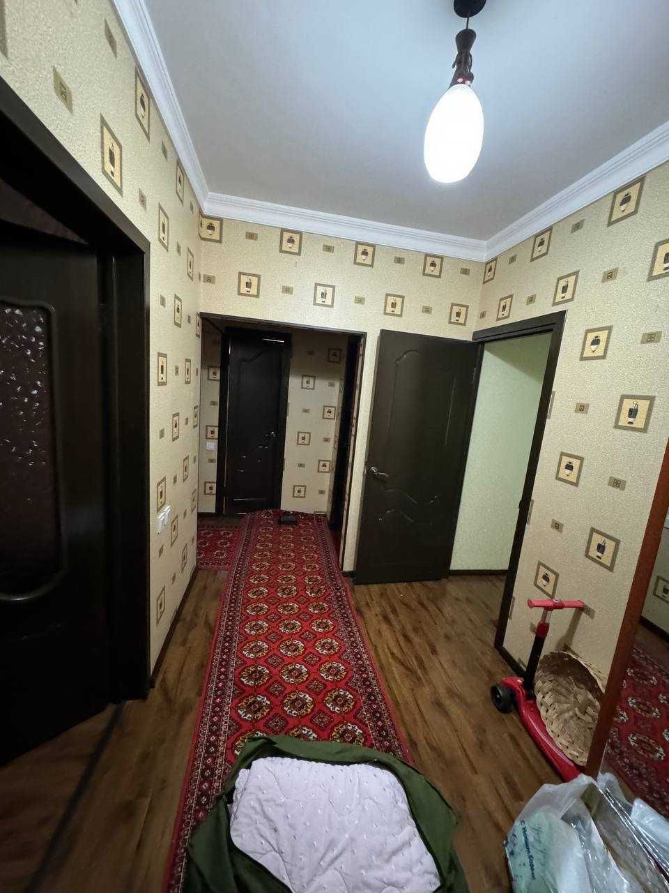 Сдается 4х-комнатная Квартира на Карасу-1
