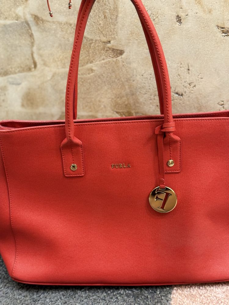 Дамска чанта Furla