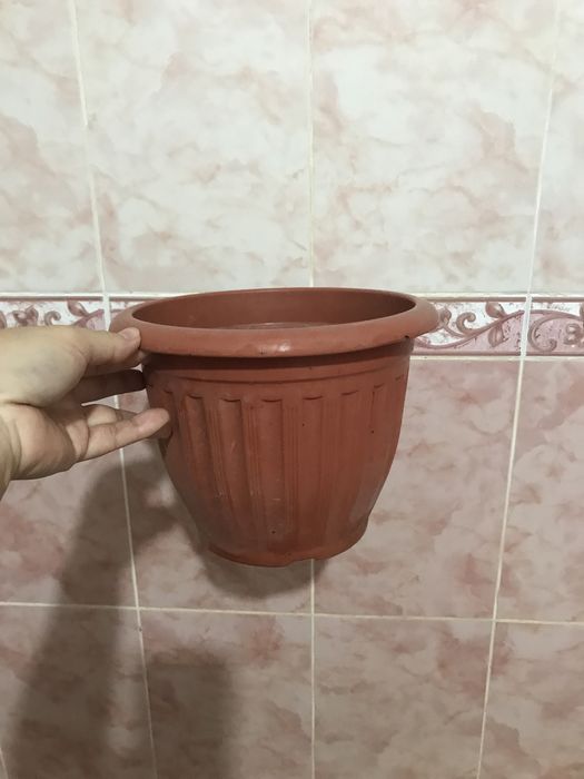 Продаются горшки