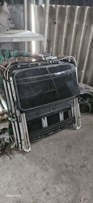 Люк в сборе на лексус rx 330,350, r00h