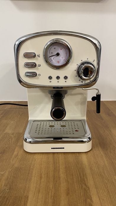 Vand expressor manual Heinner crem