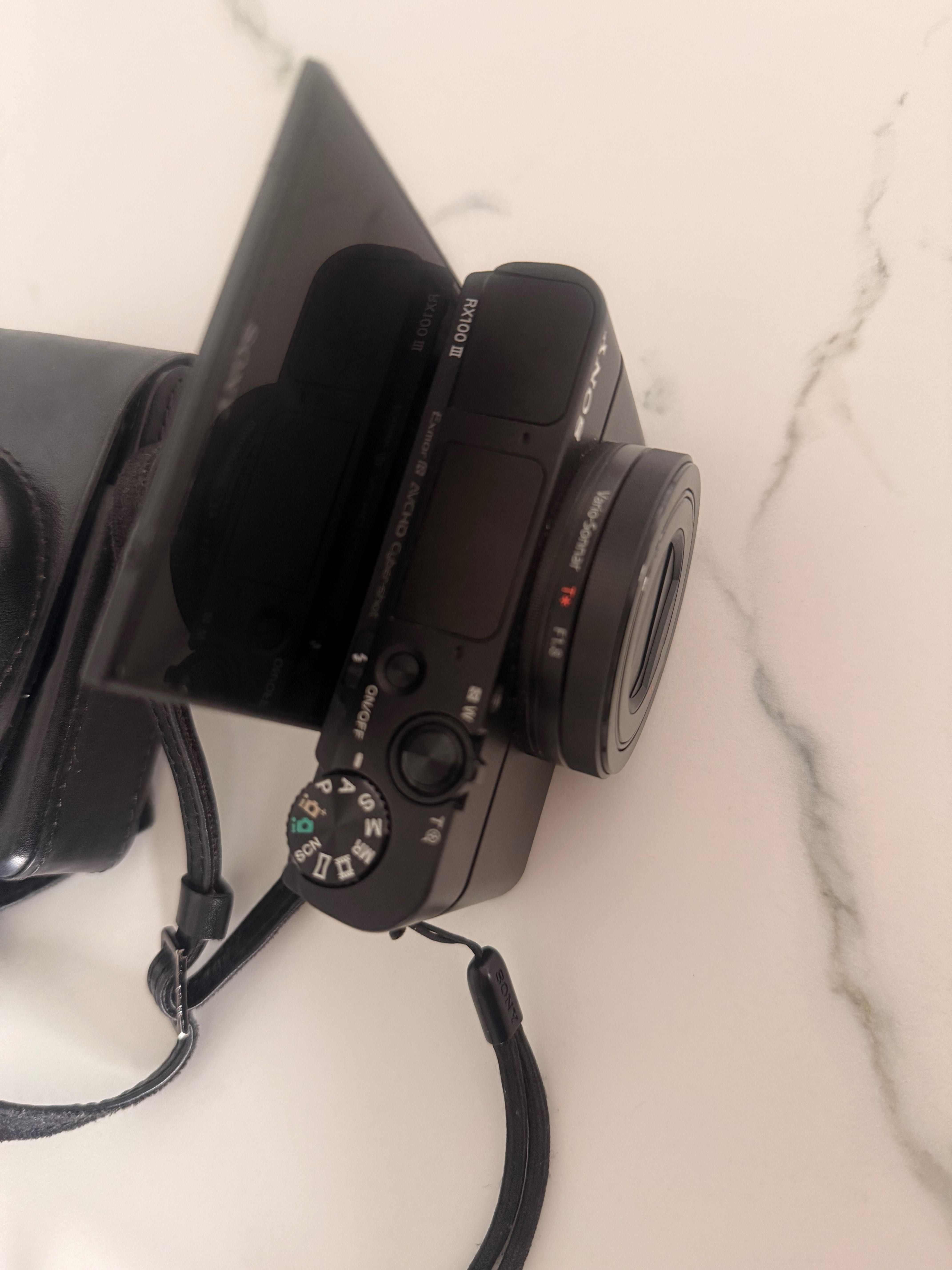 Sony RX100 III отлично състояние