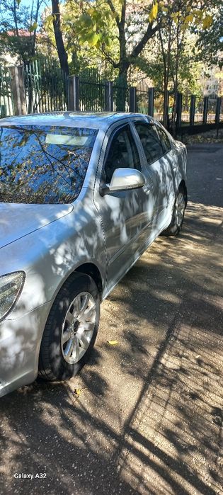Vând Skoda Octavia II facelift