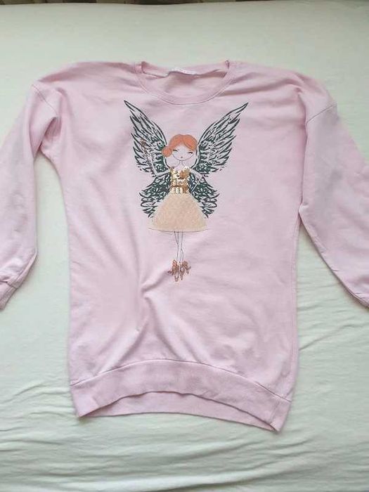 Bluza Lara,marimea S,stare buna(pata)