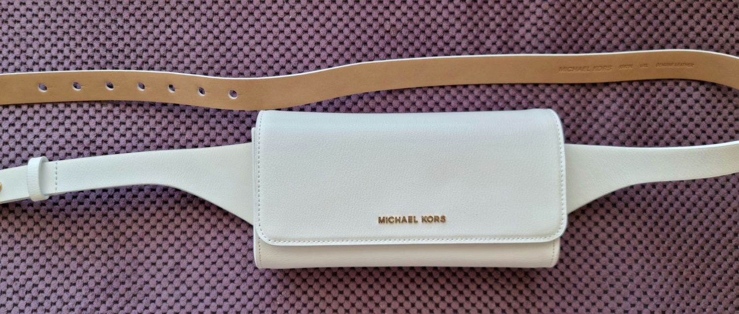 Бяла Кожена Дамска Чанта за Кръст на Michael Kors тип Belt Bag