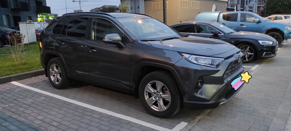 Vând Toyota RAV-4, octombrie 2023, 19.100 km