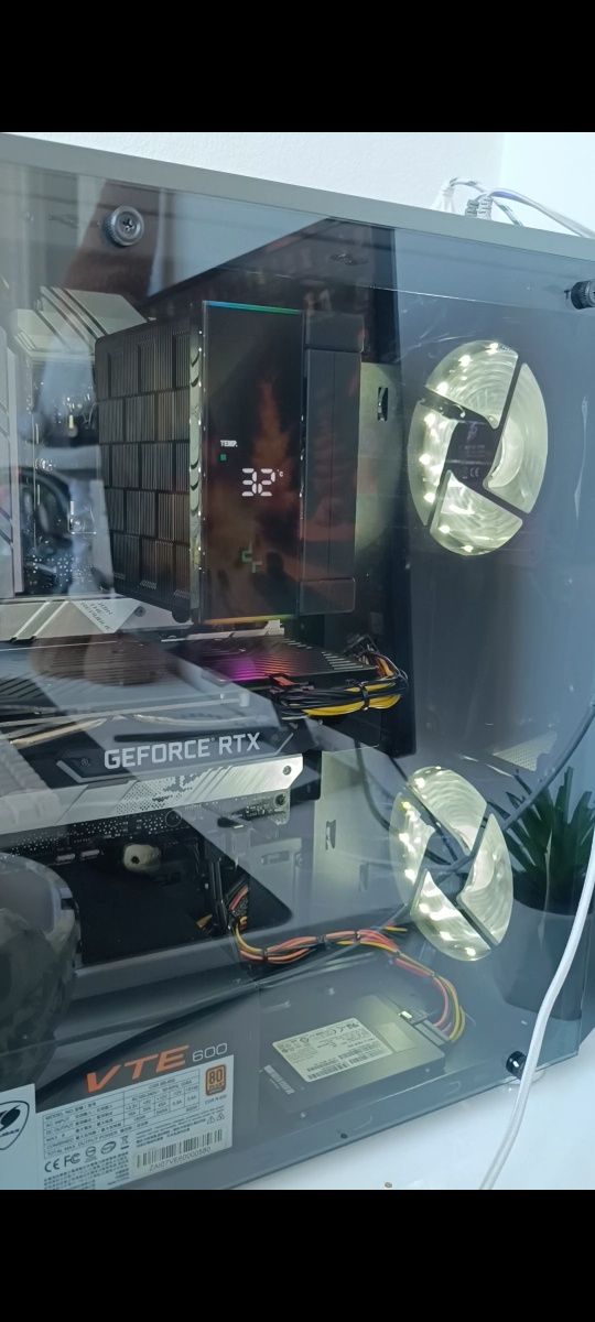 Геймърски компютър rtx 2060 super, i5 12400f