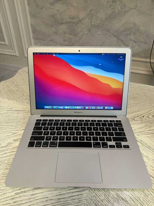 MacBook Air 13-inch Laptop