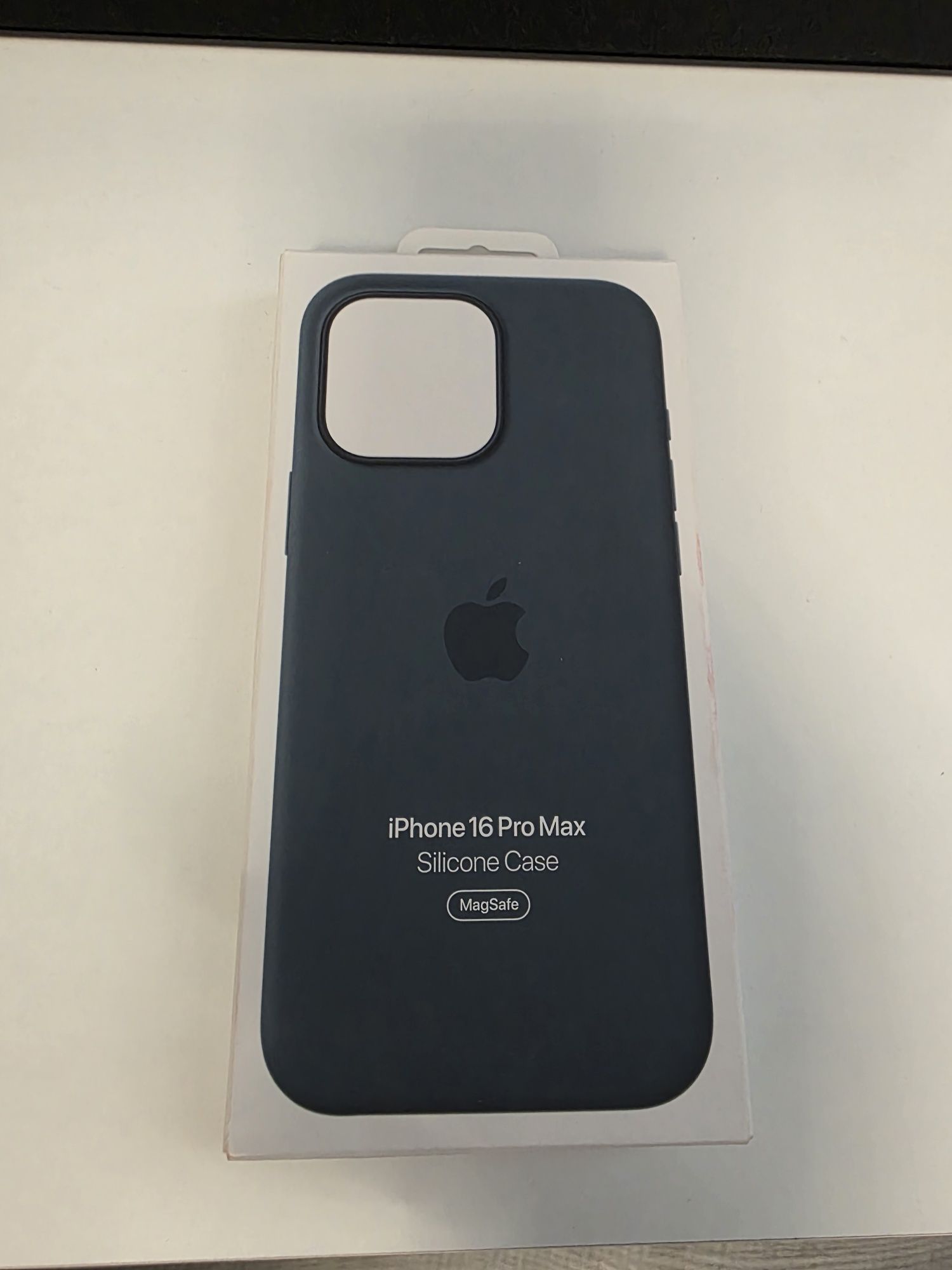 Husa originala Apple IPhone 16 Pro Max Silicon Lake green noua