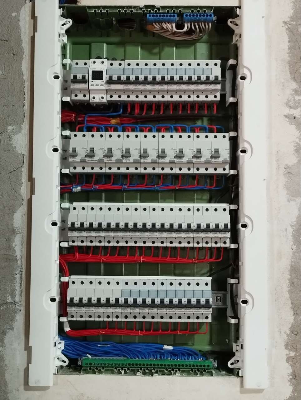 Электромонтажные работы