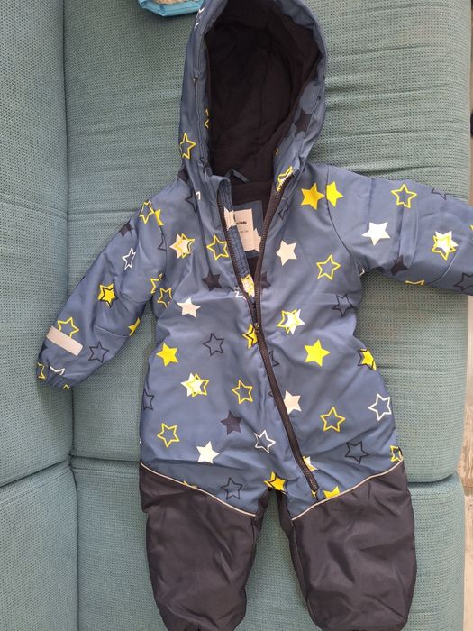 Детски зимен космонавт