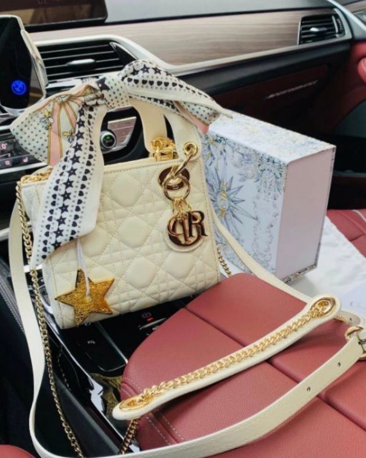 Dior дамска чанта