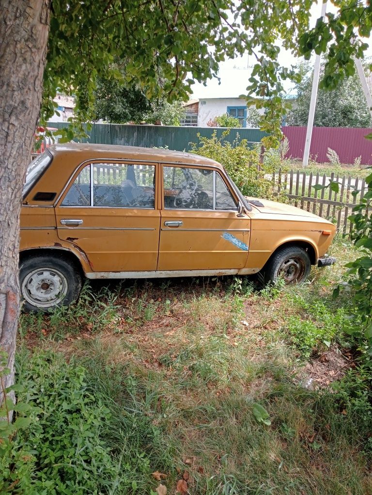 Продам Жигули 2103