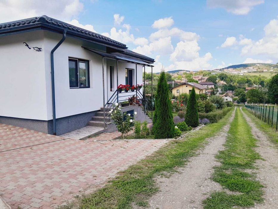 Casa superba la cheie in Salicea cu 1000 mp teren