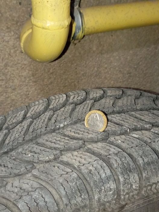 4 бр.зимни гуми 15 САВА