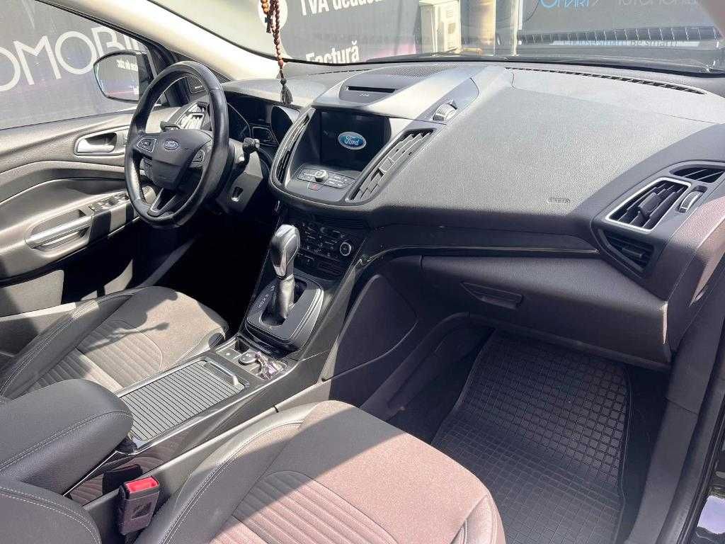 Ford Kuga  4x4 Powershift Titanium 150