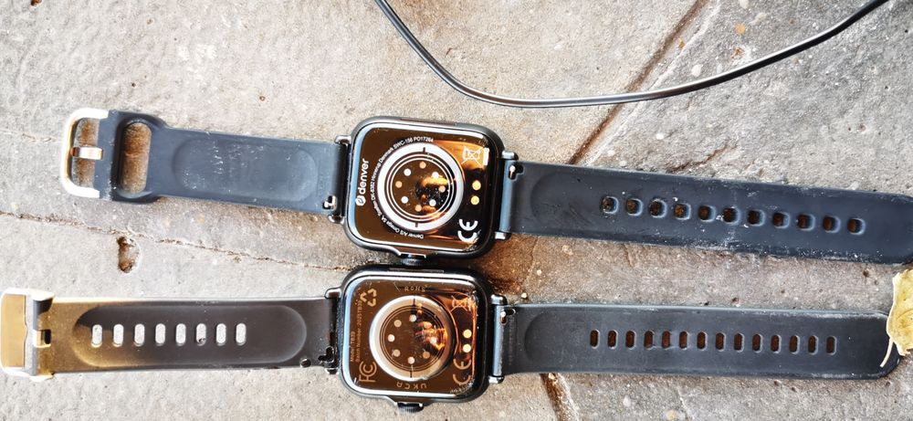 Смарт часовник две за 1