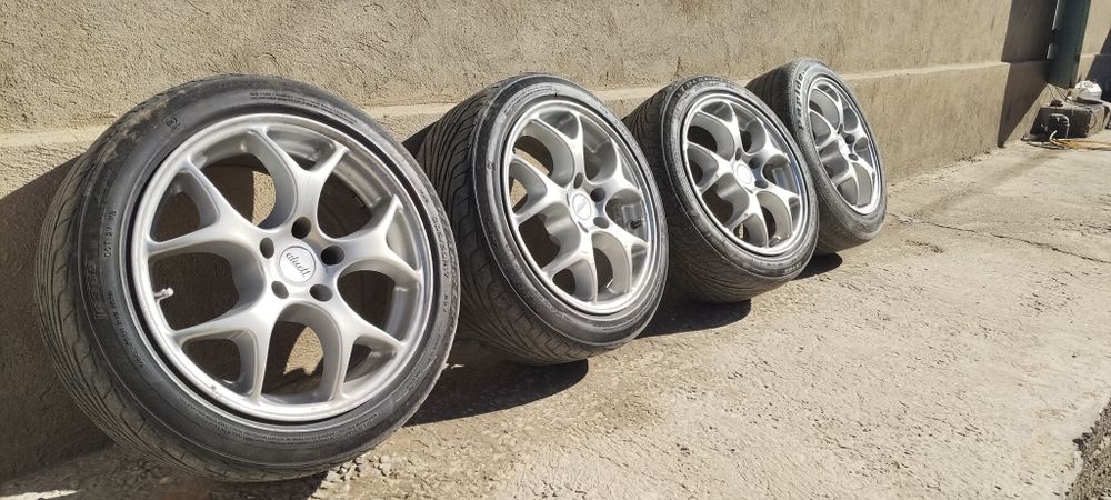 Диски в отличном состоянии