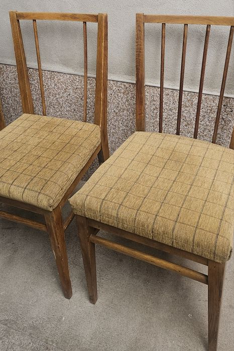 Vând scaune / geamuri termopan