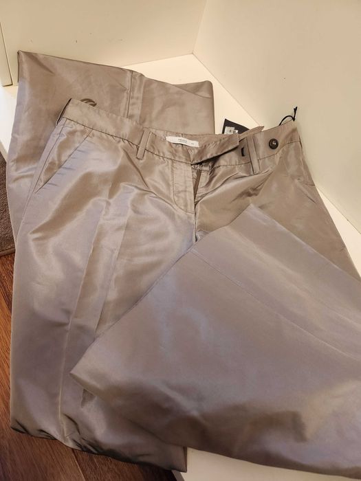 Pantaloni  bej moderni