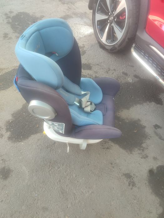 Срочно! фирменный автокресло  10кгдан 31кггача