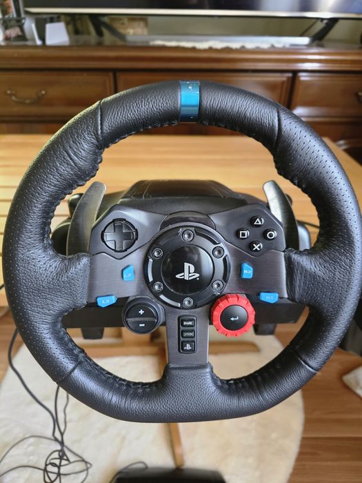 Set Logitech G29 Volan + Pedale + Schimbător pentru PC - Stare excelen