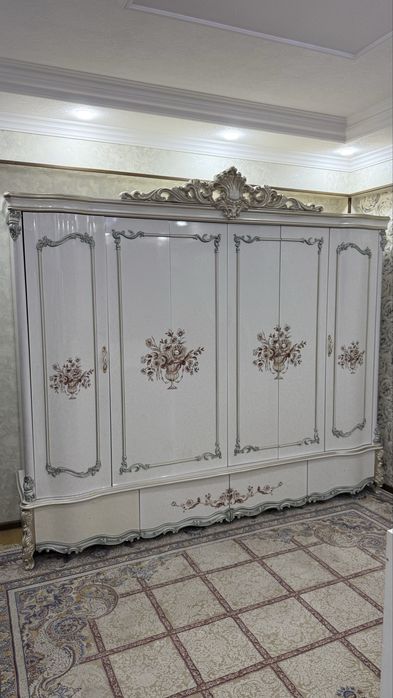 Mebel sotiladi, stol stul yong’oqdan