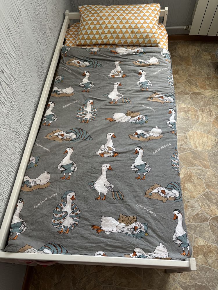 Продам детскую кроватку