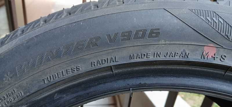 Продавам 4 бр. зимни гуми Yokohama BluEarth V906 235/45 R18, 98V XL