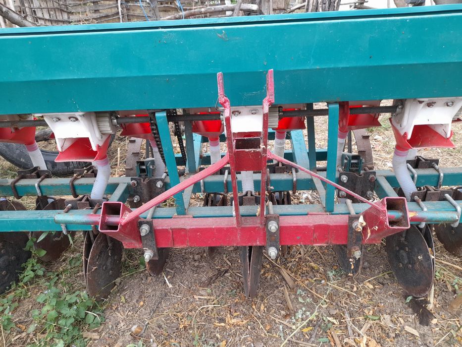 Semanatoare paioase, lucerna, azot, porumb, tractor, motocultor, solar