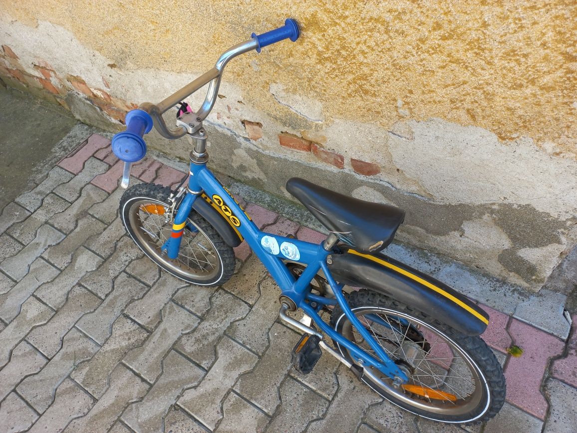 Vând biciclete copii