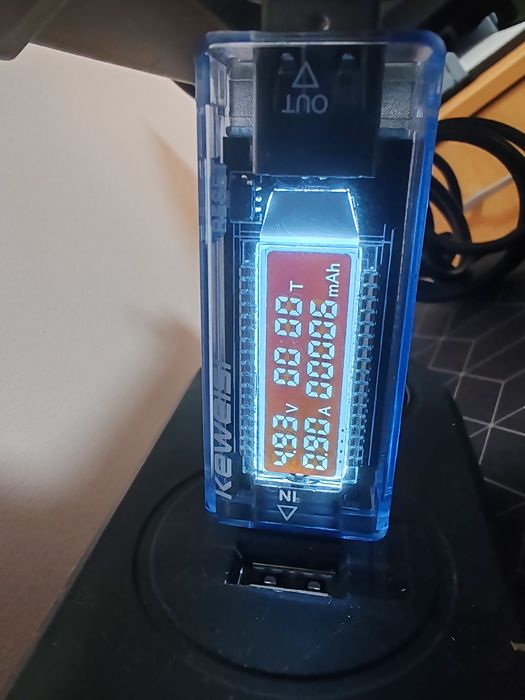 Tester USB, consumul de curent si tensiunea