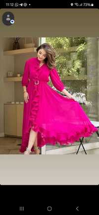 Платье цвет фукция размер 46 цена 7000 тг