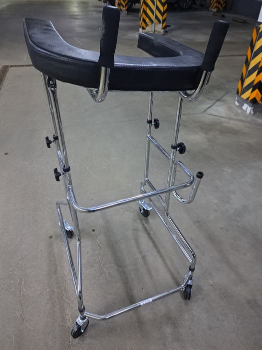 Ходунки для взрослых с подлокотной опорой