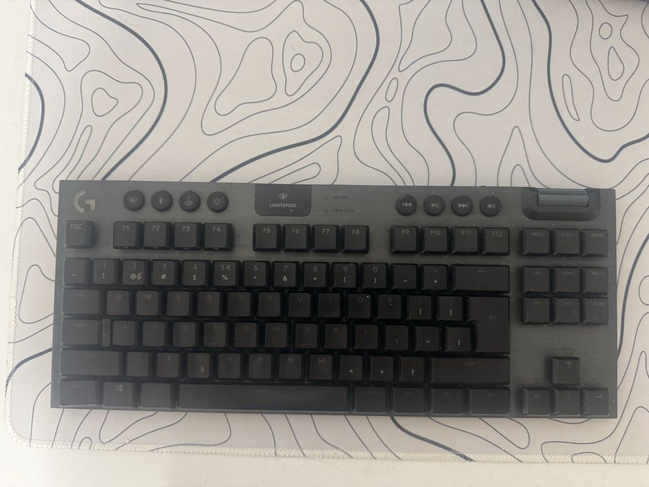 Tastatura Logitech G915
