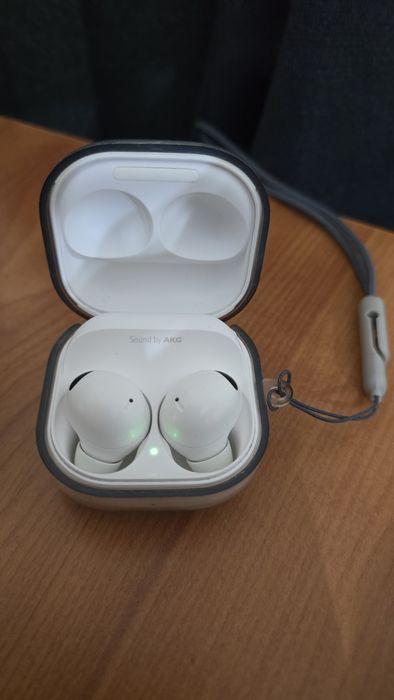 Galaxy buds 2 pro white