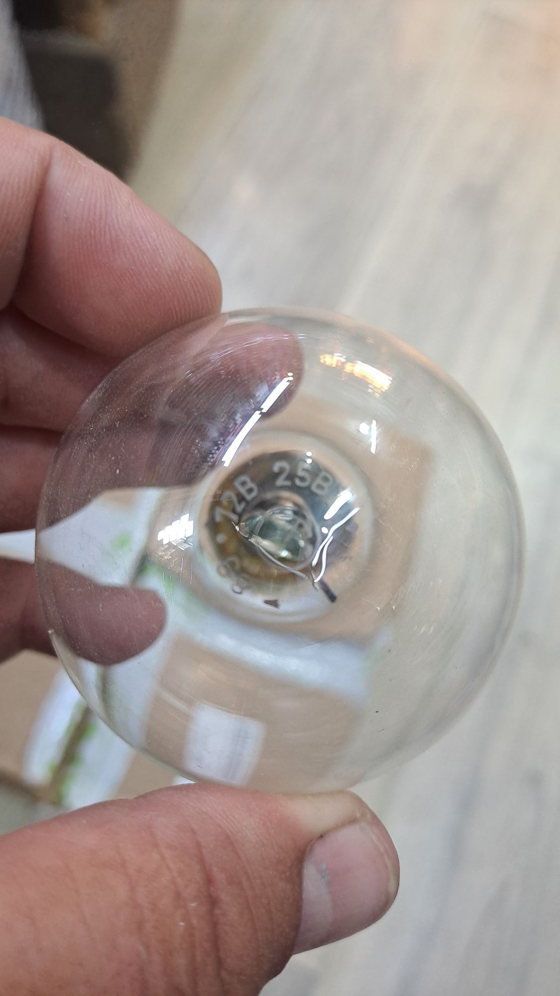 Лед лампочка. Led lamp  12 вольт-36 вольт