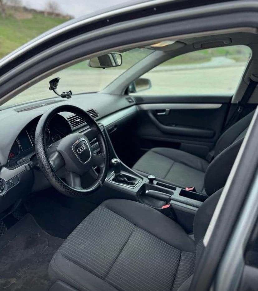 Vand Audi A4 B7 2006