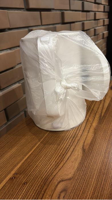 Чайник хiomi практически новый .