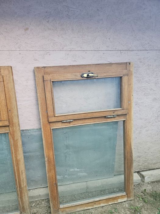 Geamuri termopan cu rama de lemn